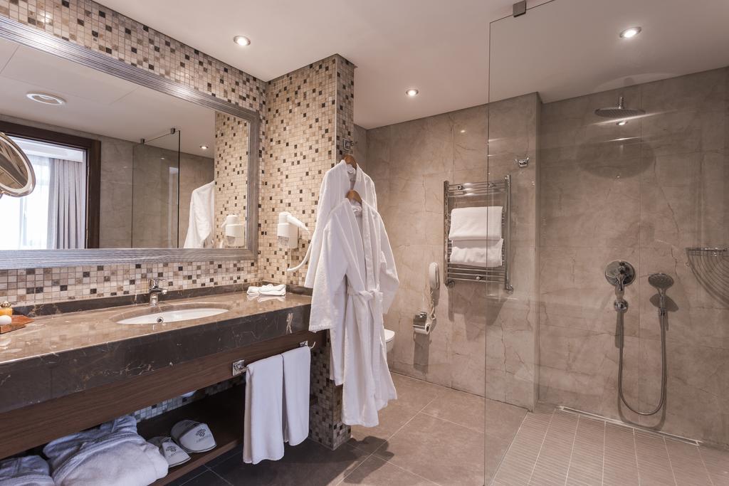 Grannos Thermal Hotel & Convention Center هايمانا الغرفة الصورة